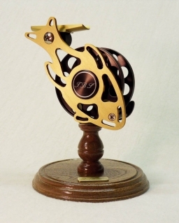 A nice stand for a nice reel, it's found on my fly tying desk! A nice stand for a nice reel, it's found on my fly tying desk!